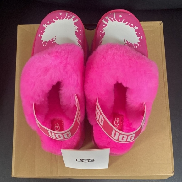 UGGs Hot pink ๐ Fankette Valentine ๐ - Picture 4 of 6
